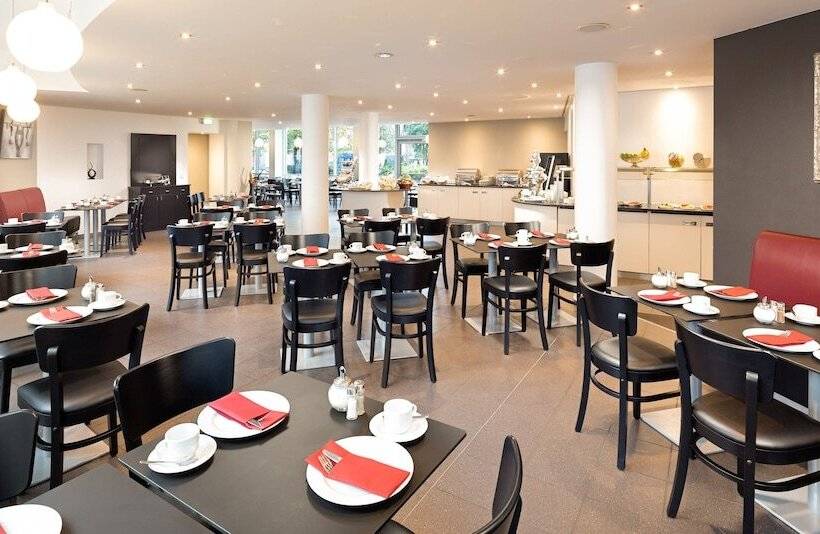 Fotos del hotel Victor S Residenz Berlin Tegel:  11