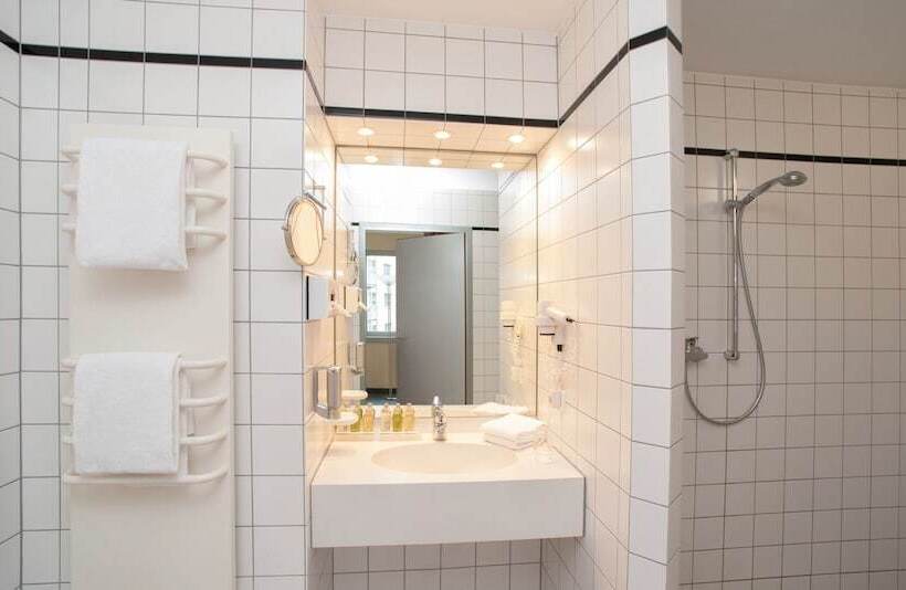 Fotos del hotel Victor S Residenz Berlin Tegel:  14