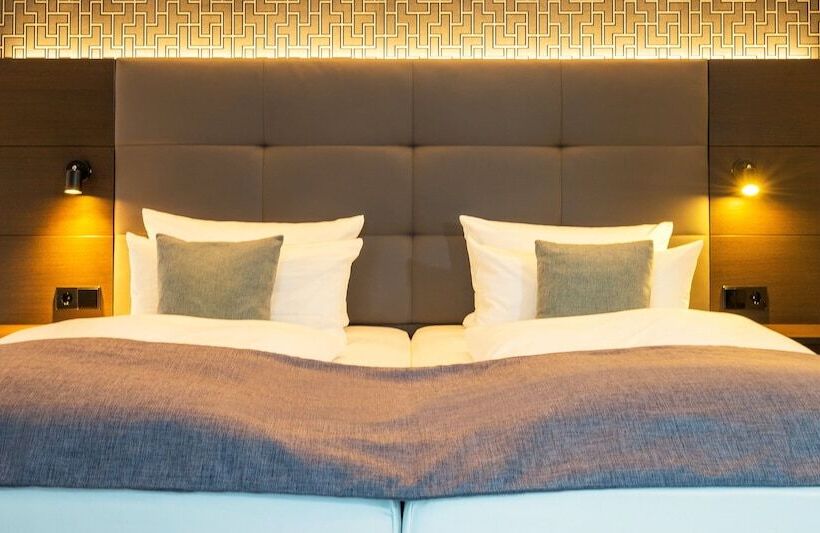 Fotos del hotel Victor S Residenz Berlin Tegel:  5