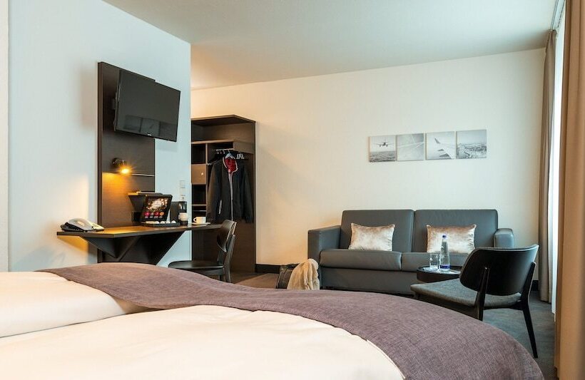 Fotos del hotel Victor S Residenz Berlin Tegel:  4