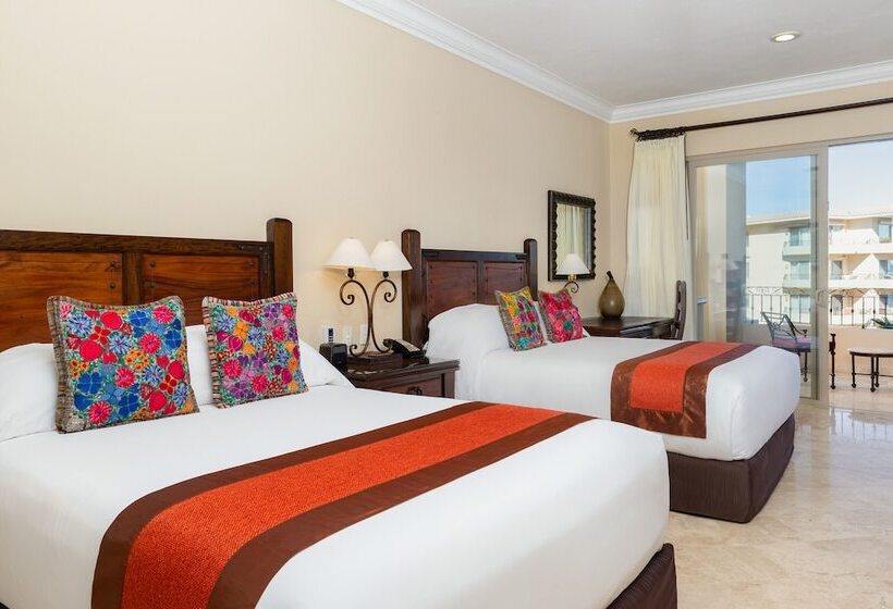 هتل Villa La Estancia Beach Resort & Spa