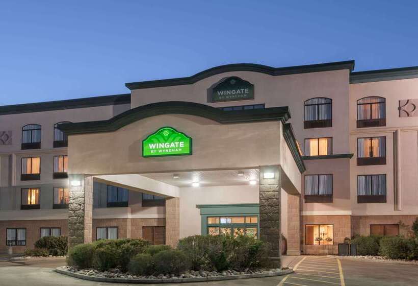 هتل Wingate By Wyndham Edmonton West