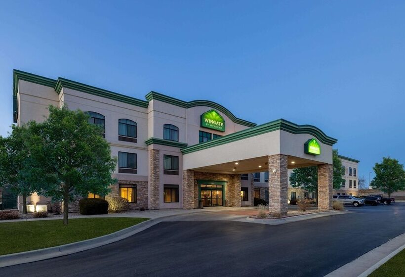 هتل Wingate By Wyndham Gillette Near Camplex
