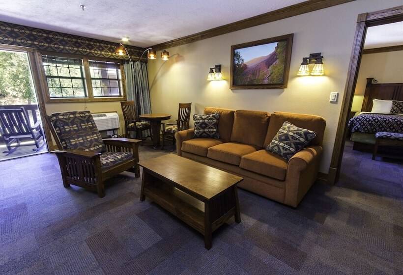 هتل Zion Lodge   Inside The Park