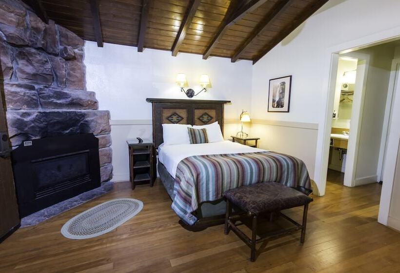 هتل Zion Lodge   Inside The Park