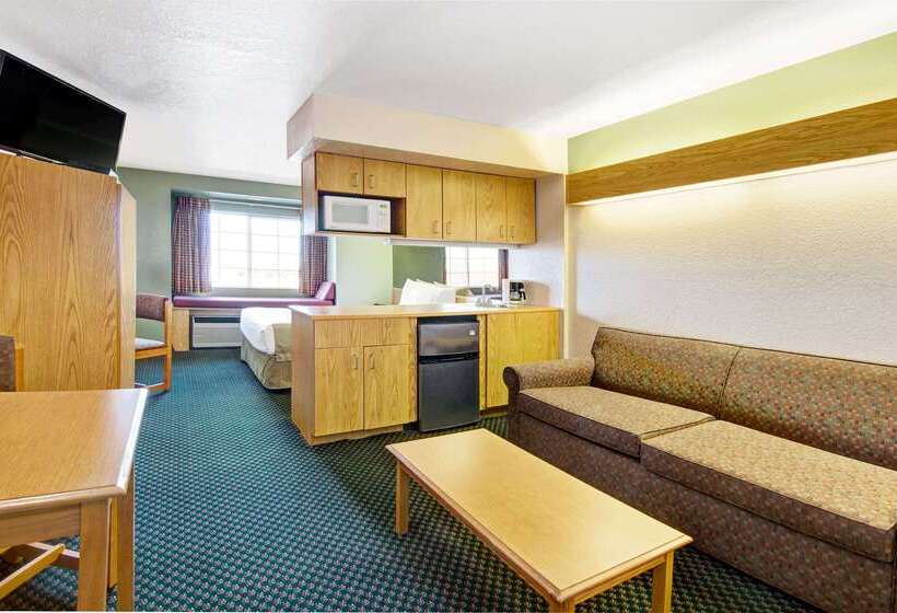 Microtel Inn & Suites By Wyndham Albuquerque West