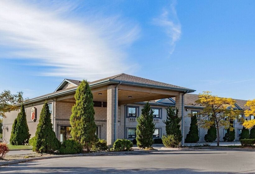 مُتل Super 8 By Wyndham Ambassador Bridge Windsor On