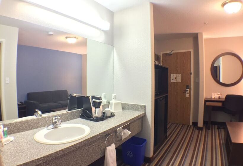 فندق على الطريق Super 8 By Wyndham Fort Frances