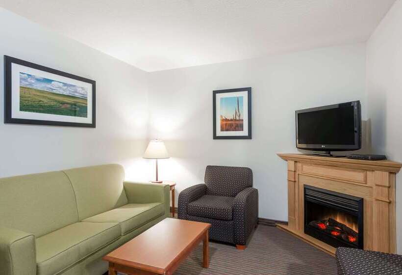 מוטל Super 8 By Wyndham Grande Prairie