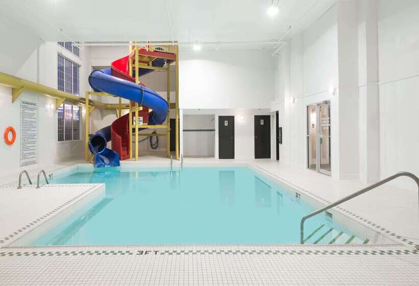 מוטל Super 8 By Wyndham Grande Prairie