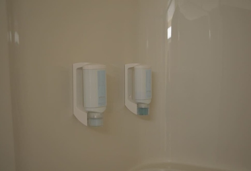 מוטל Super 8 By Wyndham Grande Prairie