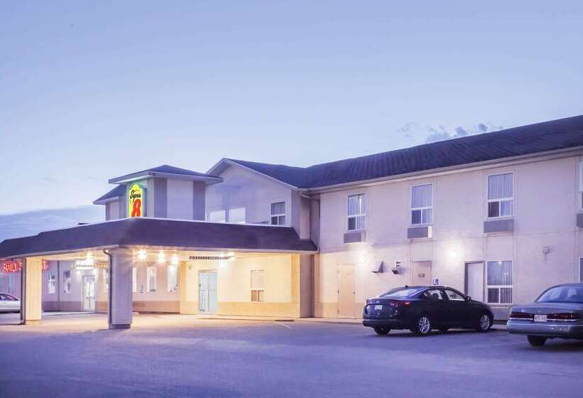 فندق على الطريق Super 8 By Wyndham Meadow Lake