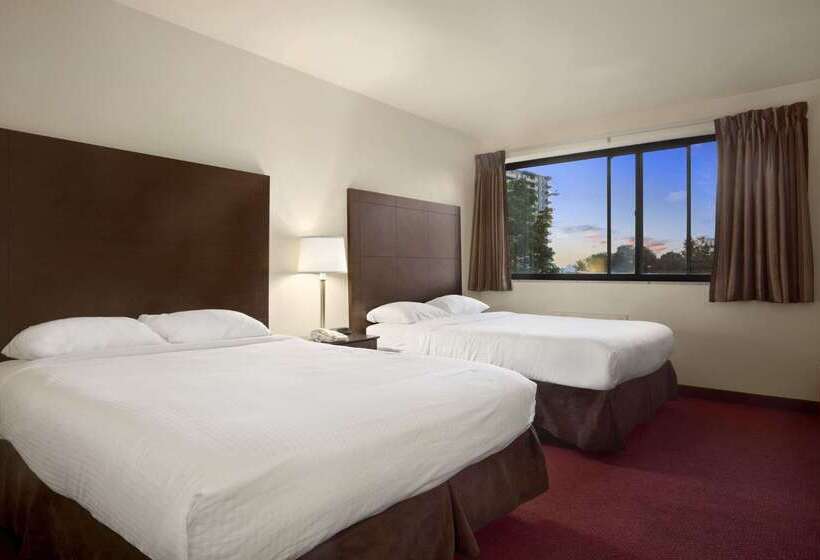 مُتل Super 8 By Wyndham Sarnia On