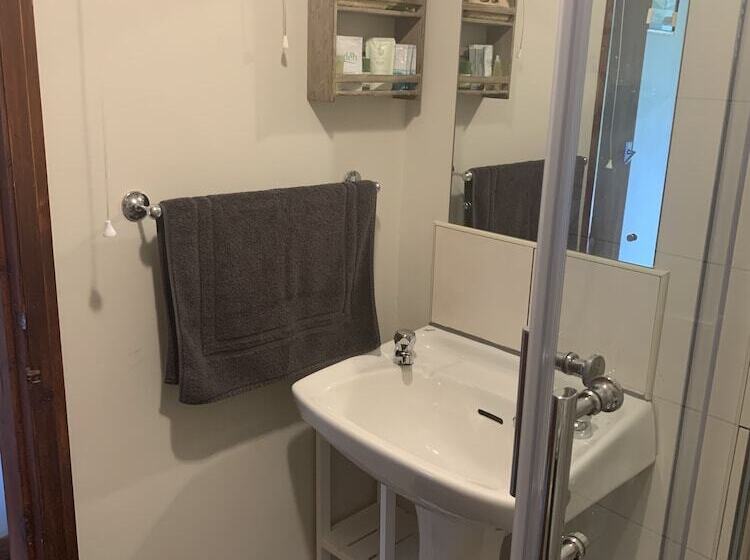 ベッドアンドブレックファースト High Greenside