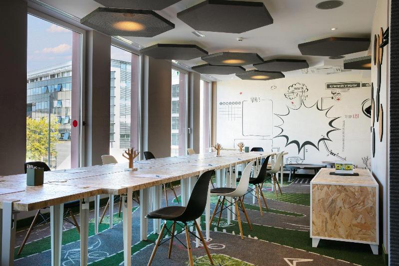 هتل Aloft Strasbourg Etoile