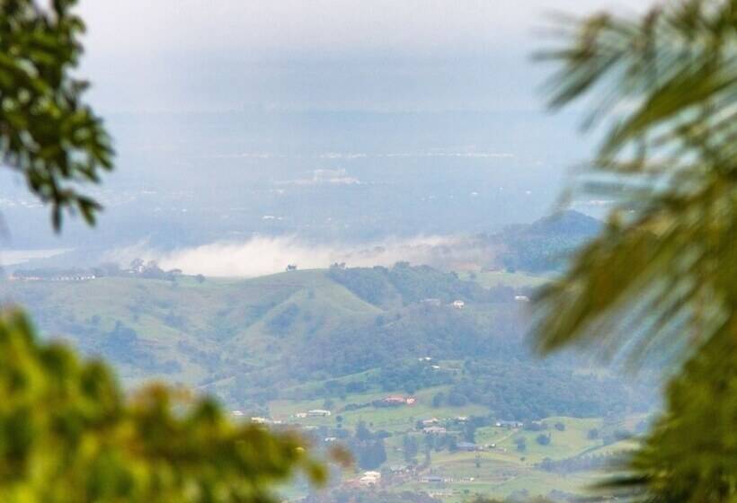 Mt Glorious Getaways