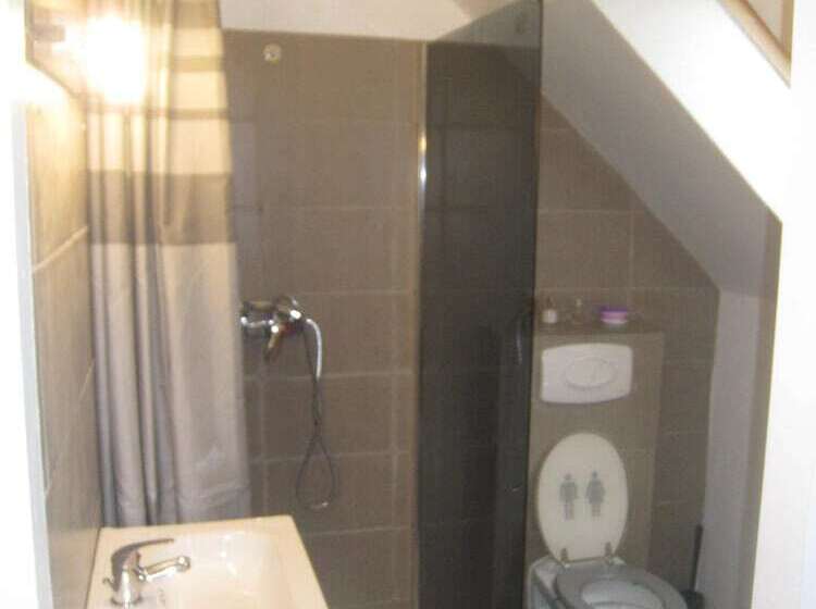 مبيت وإفطار Chambres Privatives Chez L Habitant