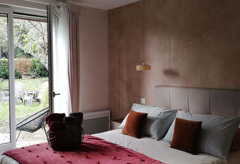 민박 Les Perluetes