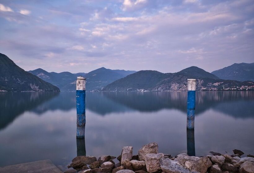 ベッドアンドブレックファースト Tramonti E Lago