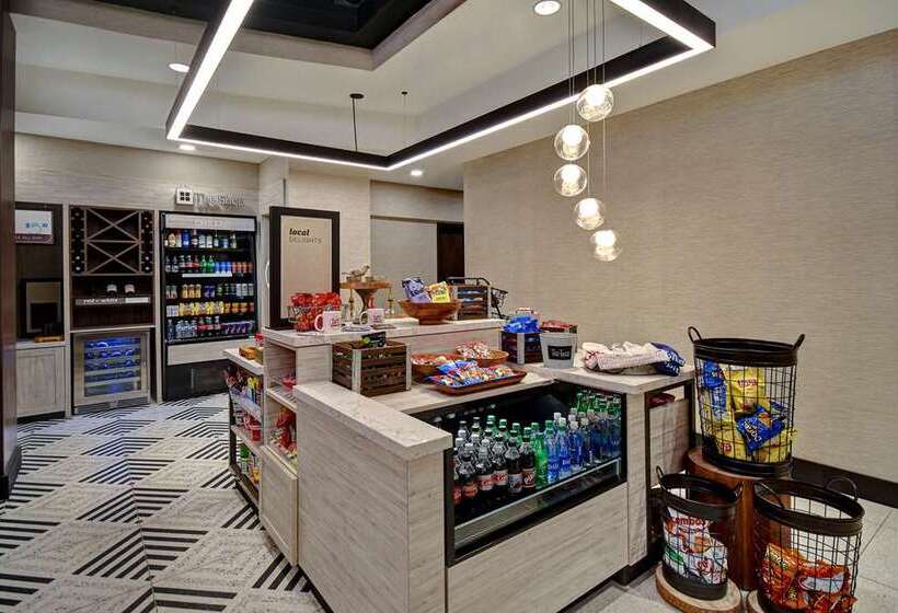 هتل Hilton Garden Inn Kalamazoo