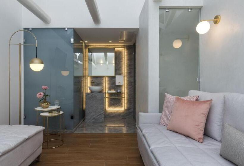 هتل Mirabile Luxury Suites