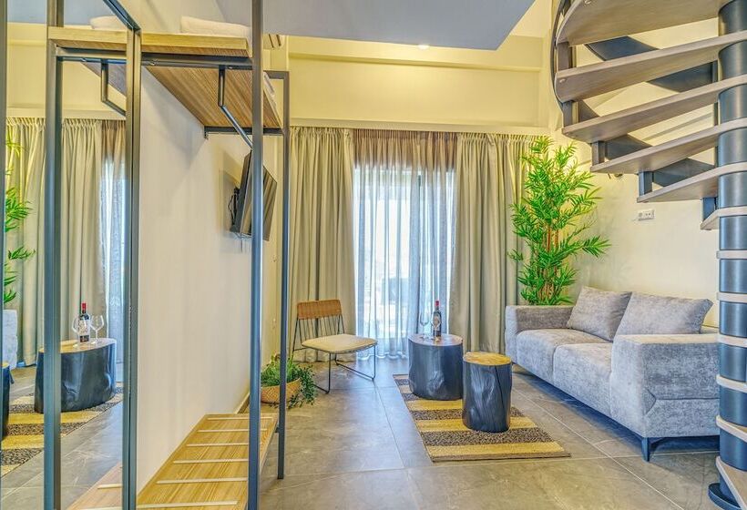 Miroes Suites