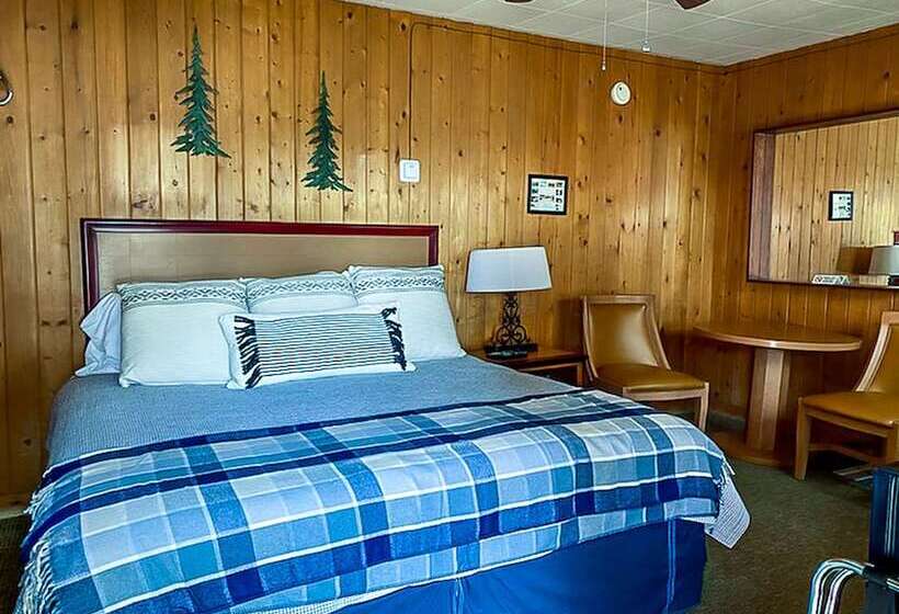 The Gold Pan Motel
