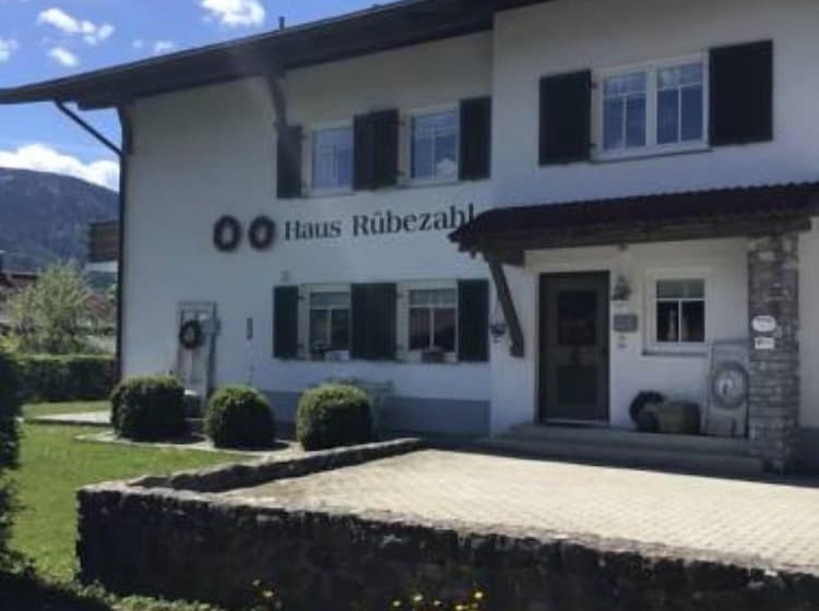 تختخواب و صبحانه Haus Rübezahl