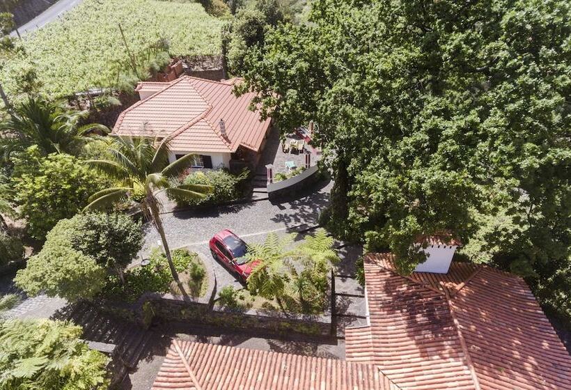 Casa Do Lanço I By An Island Apart