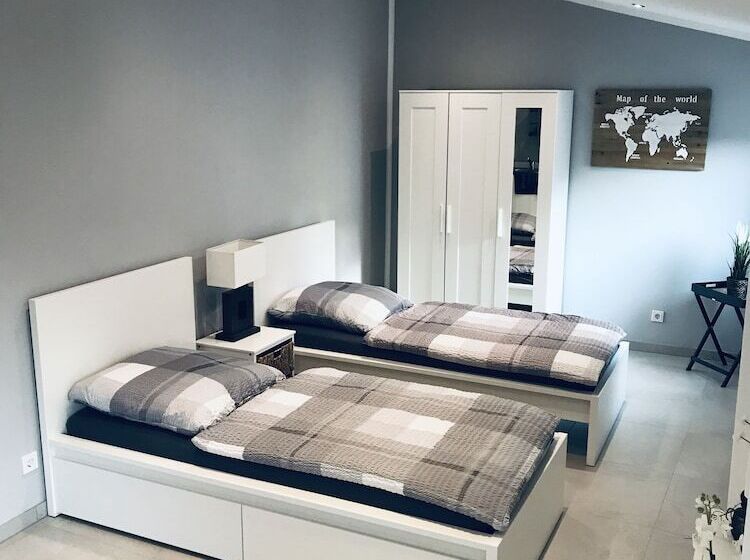 Ganzes Haus Nähe Köln Messe Airport City