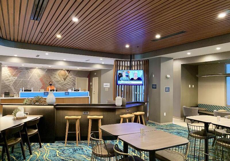 فندق Springhill Suites By Marriott Cape Canaveral Cocoa Beach