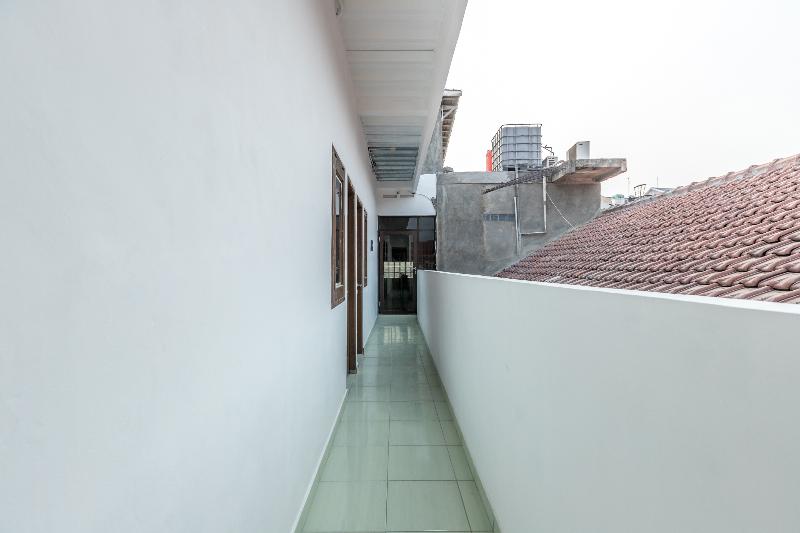 酒店 Super Oyo 1487 Residence Khoe