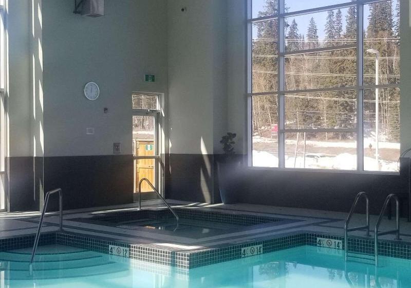 מוטל Best Western Plus Prince George