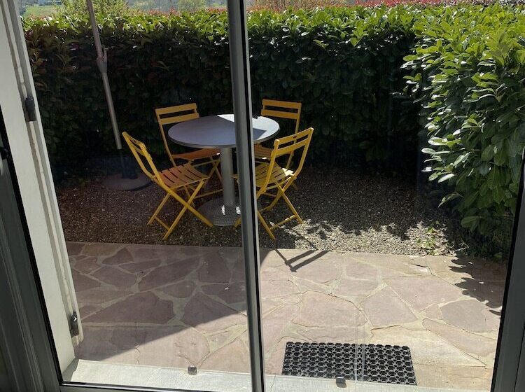 اقامتگاه Le Piquet Résidence