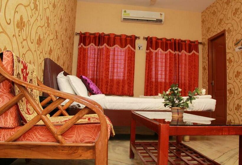 مبيت وإفطار Vaani Villa By Royal Stay