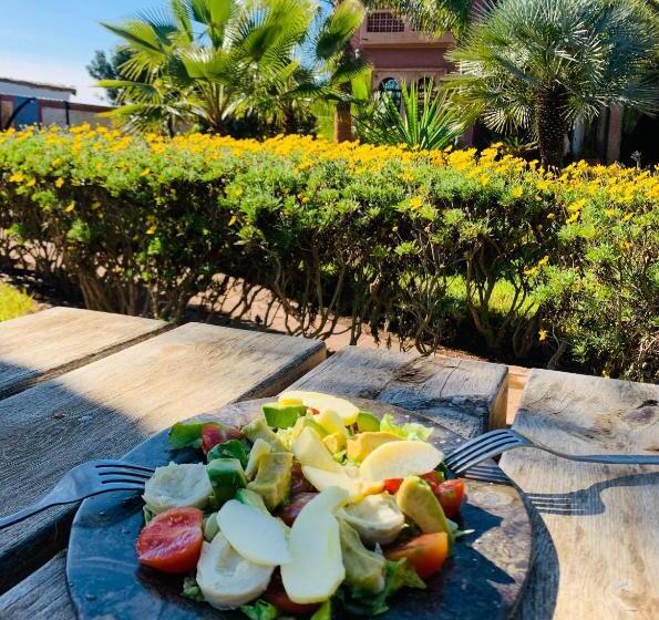 ホテル Equi Palace & Spa Near Aeroport