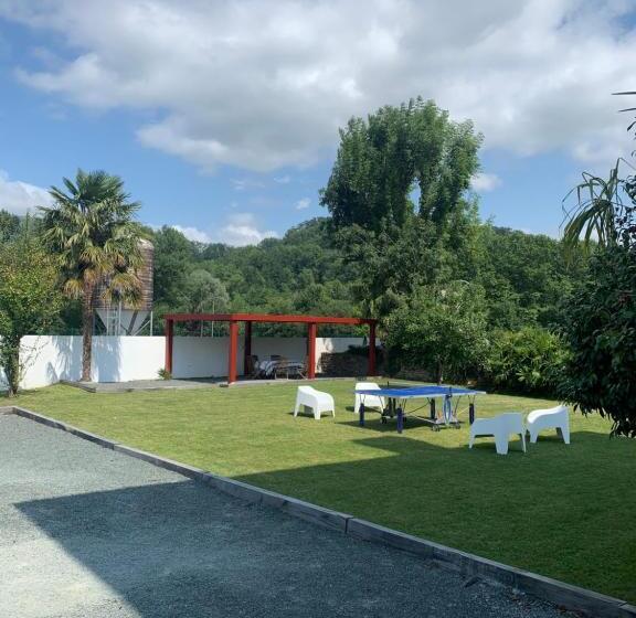 פנסיון Maison Graciateguy