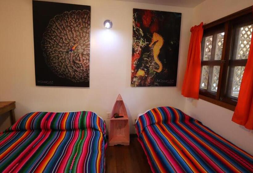 استراحتگاه Seabreeze Inn
