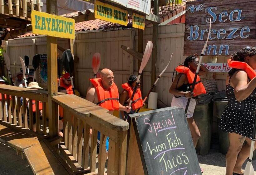 استراحتگاه Seabreeze Inn