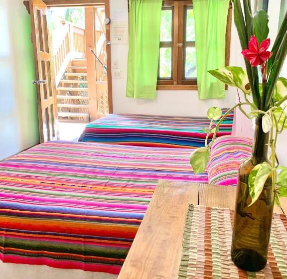 استراحتگاه Seabreeze Inn