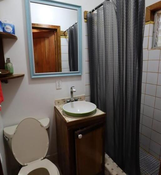 استراحتگاه Seabreeze Inn