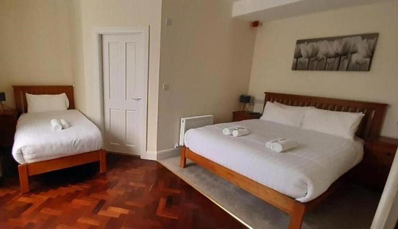 ベッドアンドブレックファースト Brackloon Lodge Brackluin