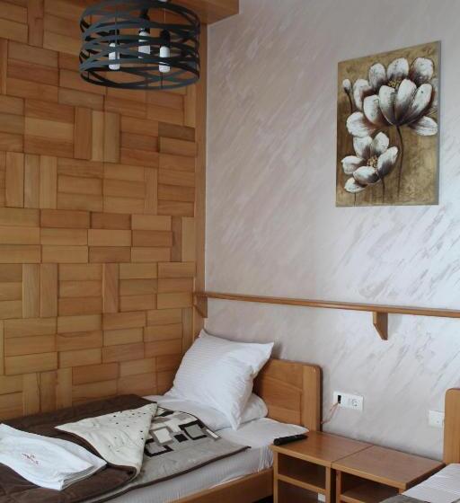 تختخواب و صبحانه Vila Madera Pribojska Banja