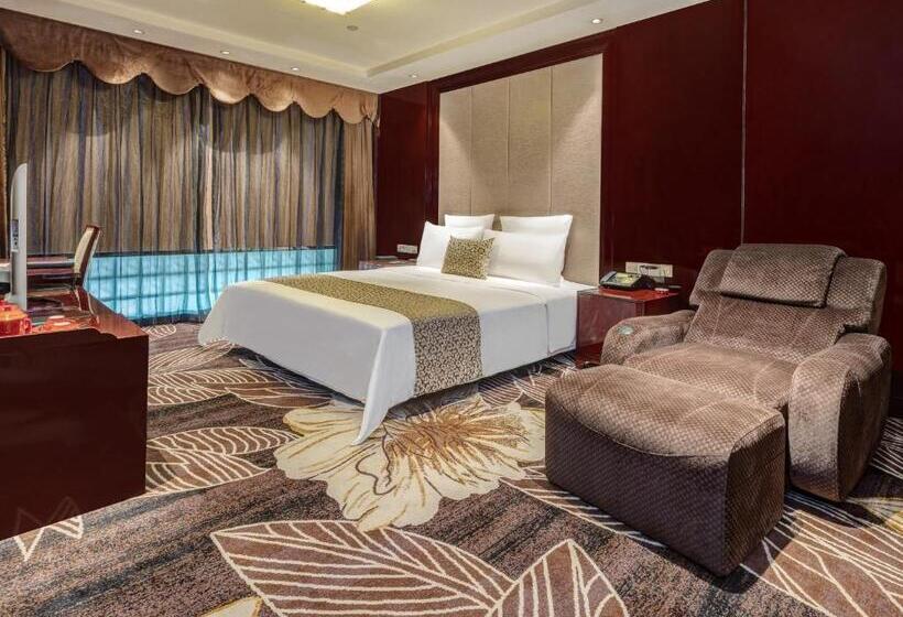Days Hotel & Suites China Town Metro Line 2 & Line 6 Nearby Orange Island Wuyi Square Changsha