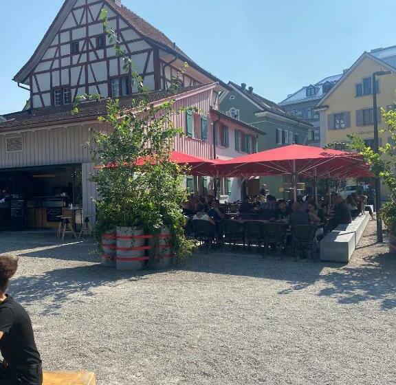هتل Boutique Taverne Zum Kreuz