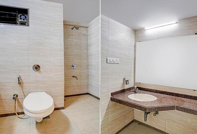 فندق Collection O Guru Heritage Kalamboli