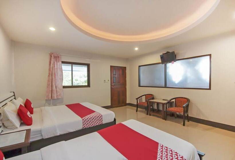 Отель Oyo 75310 Canalis Resort