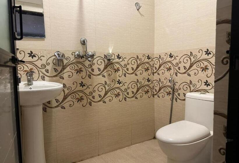 هتل Parami Inn