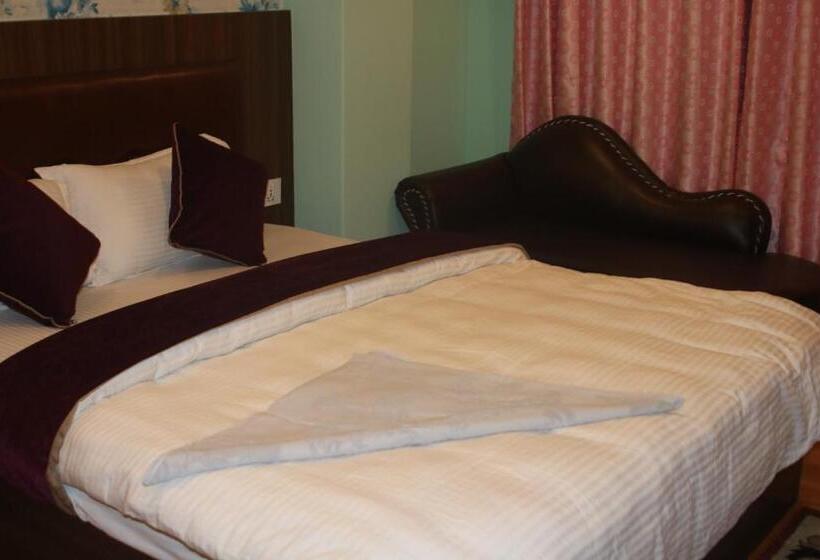 هتل Parami Inn