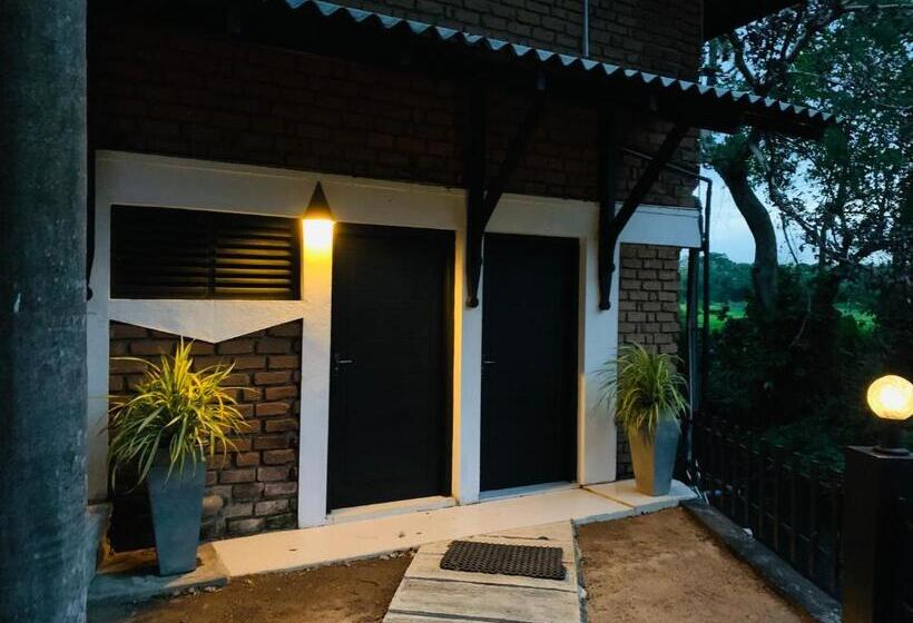 בית מלון כפרי Sethway Village